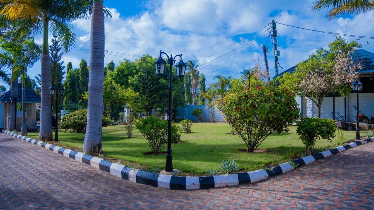 Luxury Beach Villa Inn Dar es Salaam Eksteriør billede